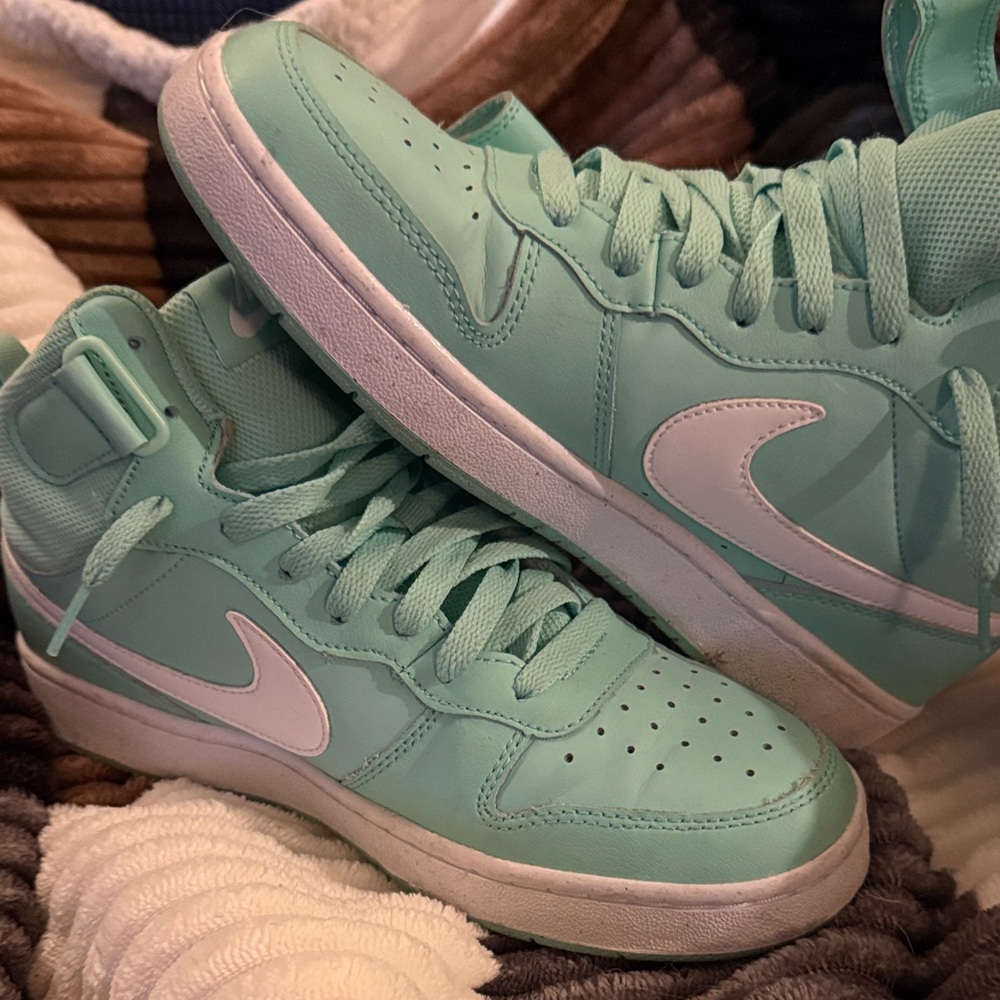 Nike Kids High-Top Sneakers Mint Green with White Swoosh